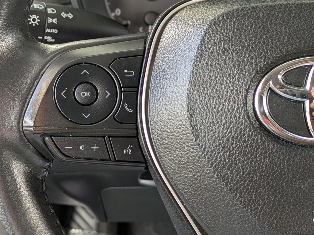 Thumbnail: 2023 Toyota Corolla Cross - 20