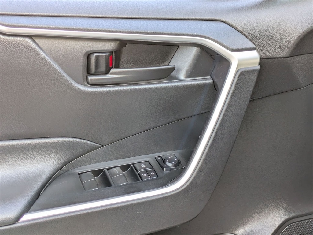 Thumbnail: 2024 Toyota RAV4 - 13