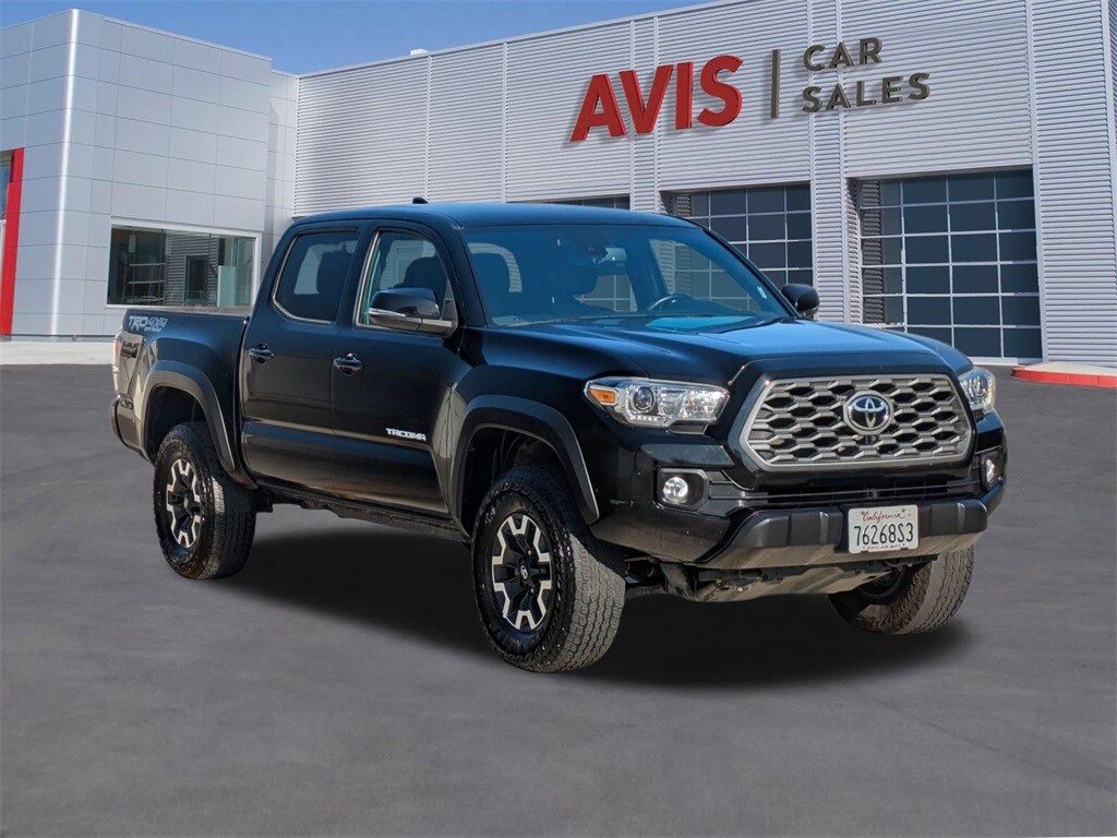 2023 Toyota Tacoma TRD Off-Road photo 3