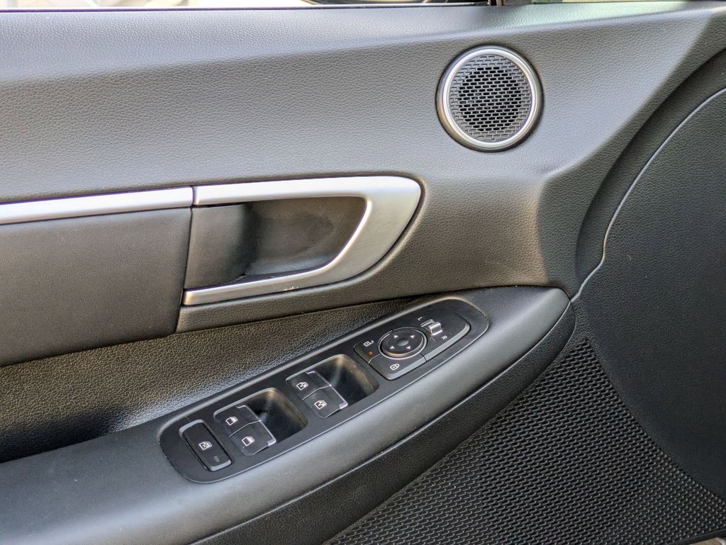 Thumbnail: 2025 Hyundai Sonata - 13