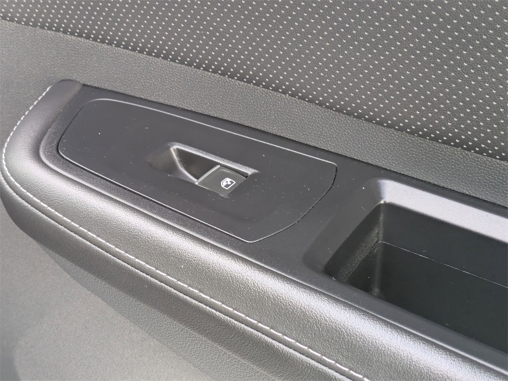 Thumbnail: 2025 Volkswagen Atlas - 35