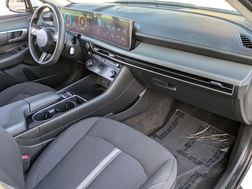 Thumbnail: 2025 Hyundai Sonata - 29