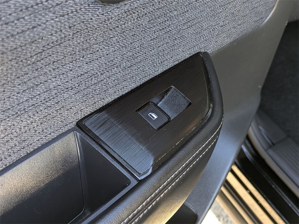 Thumbnail: 2023 Nissan Rogue - 28