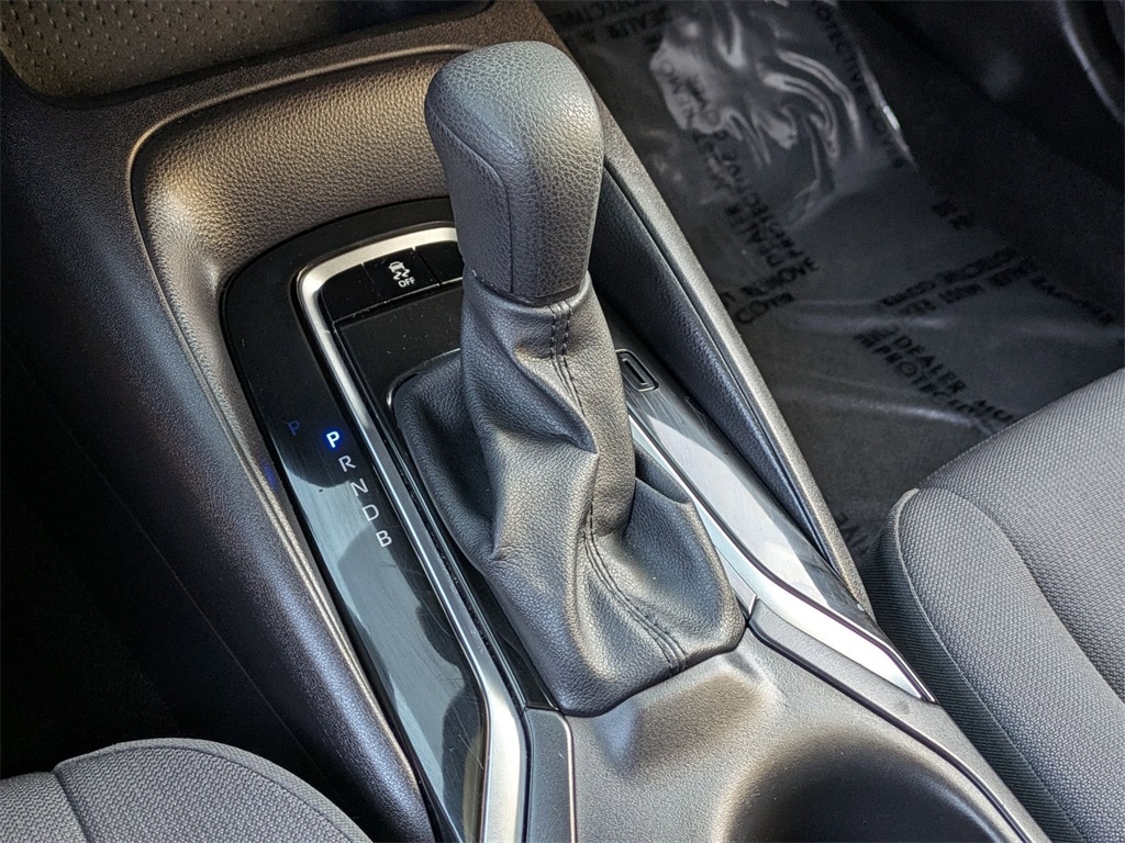 Thumbnail: 2025 Toyota Corolla - 18