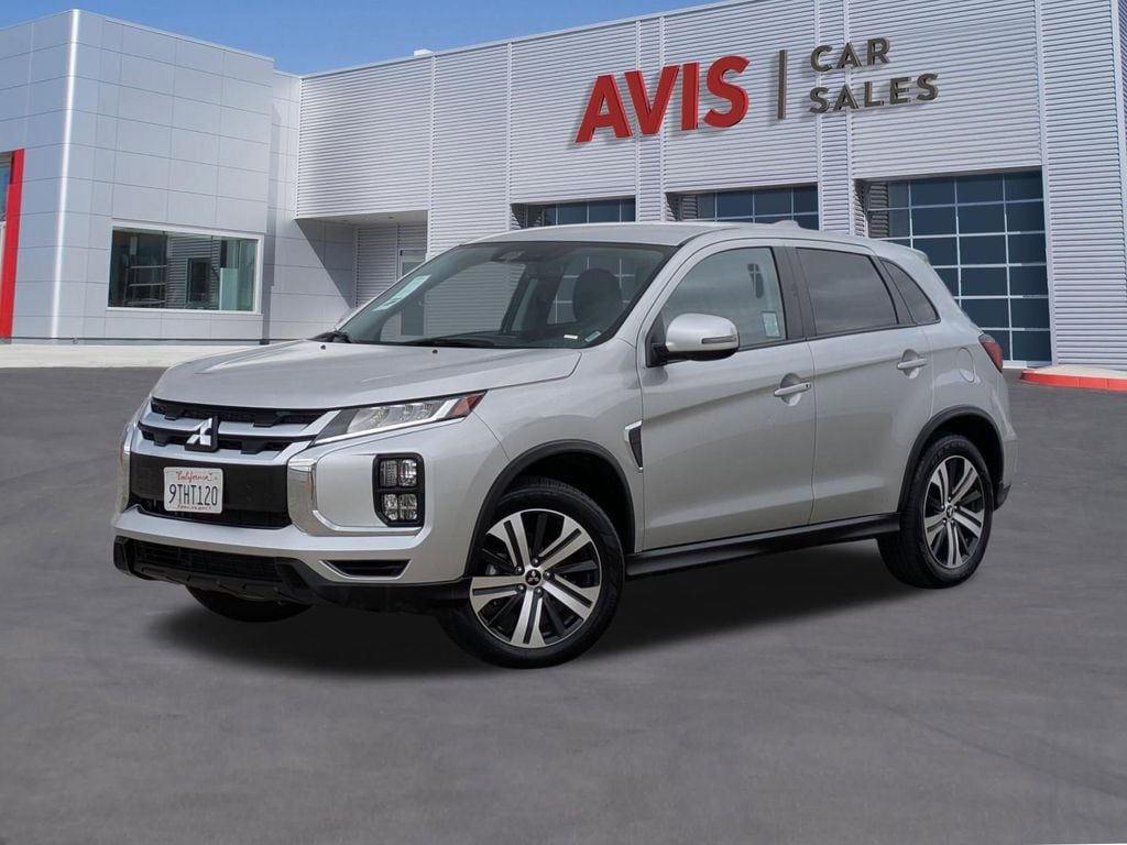 2025 Mitsubishi Outlander Sport's photo