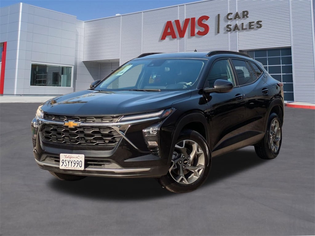 2025 Chevrolet Trax LT's photo