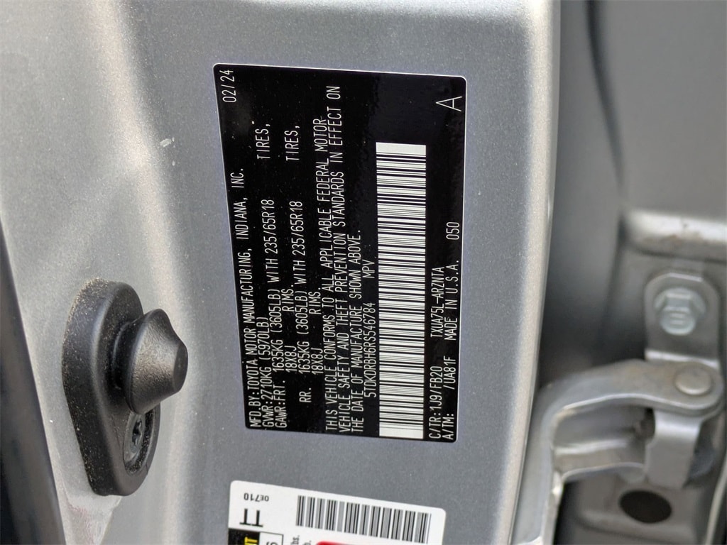 Thumbnail: 2024 Toyota Highlander - 37