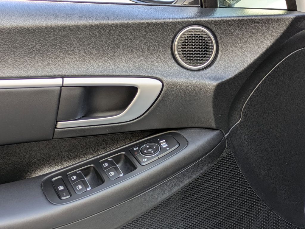 Thumbnail: 2025 Hyundai Sonata - 13