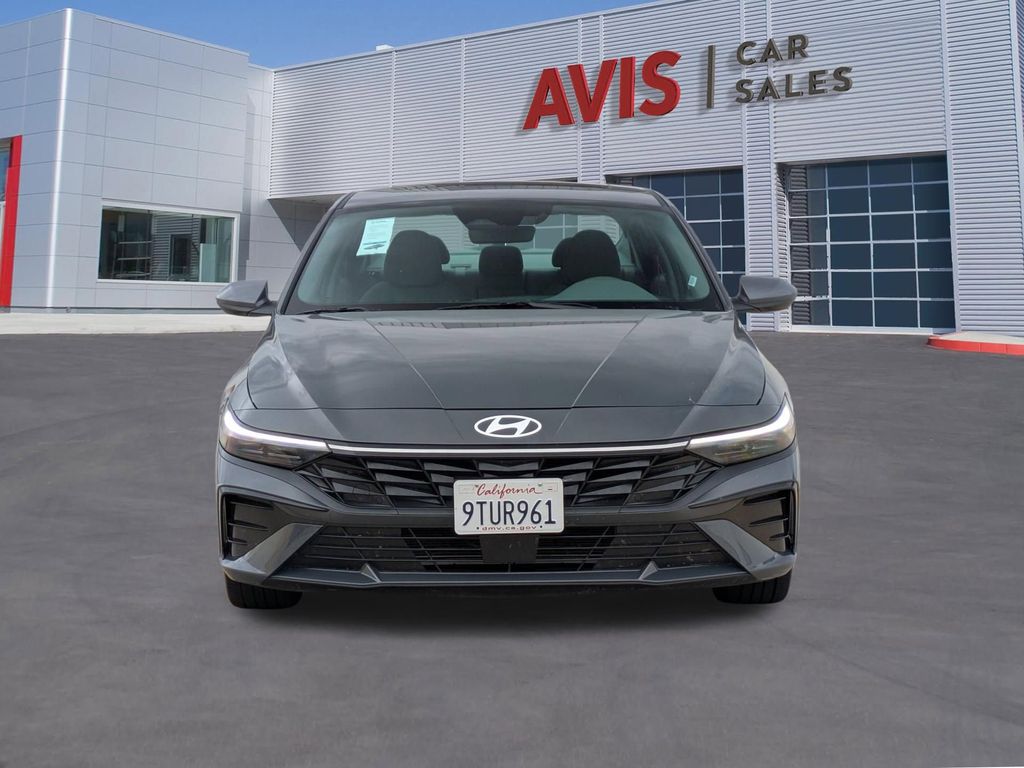 Thumbnail: 2025 Hyundai Elantra - 2