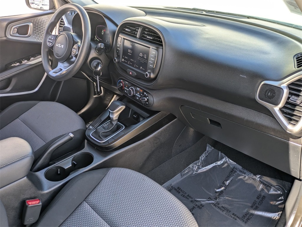 Thumbnail: 2023 Kia Soul - 29