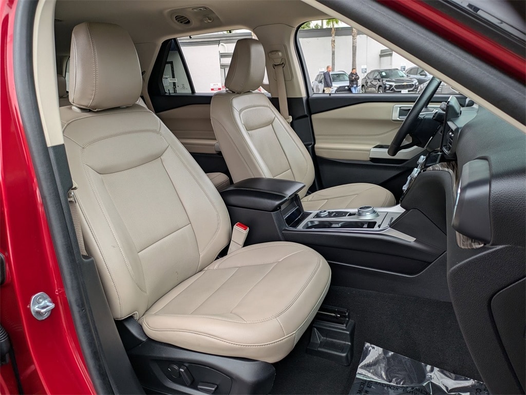 Thumbnail: 2024 Ford Explorer - 28