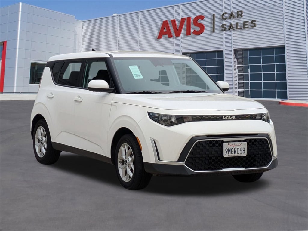 Thumbnail: 2024 Kia Soul - 3
