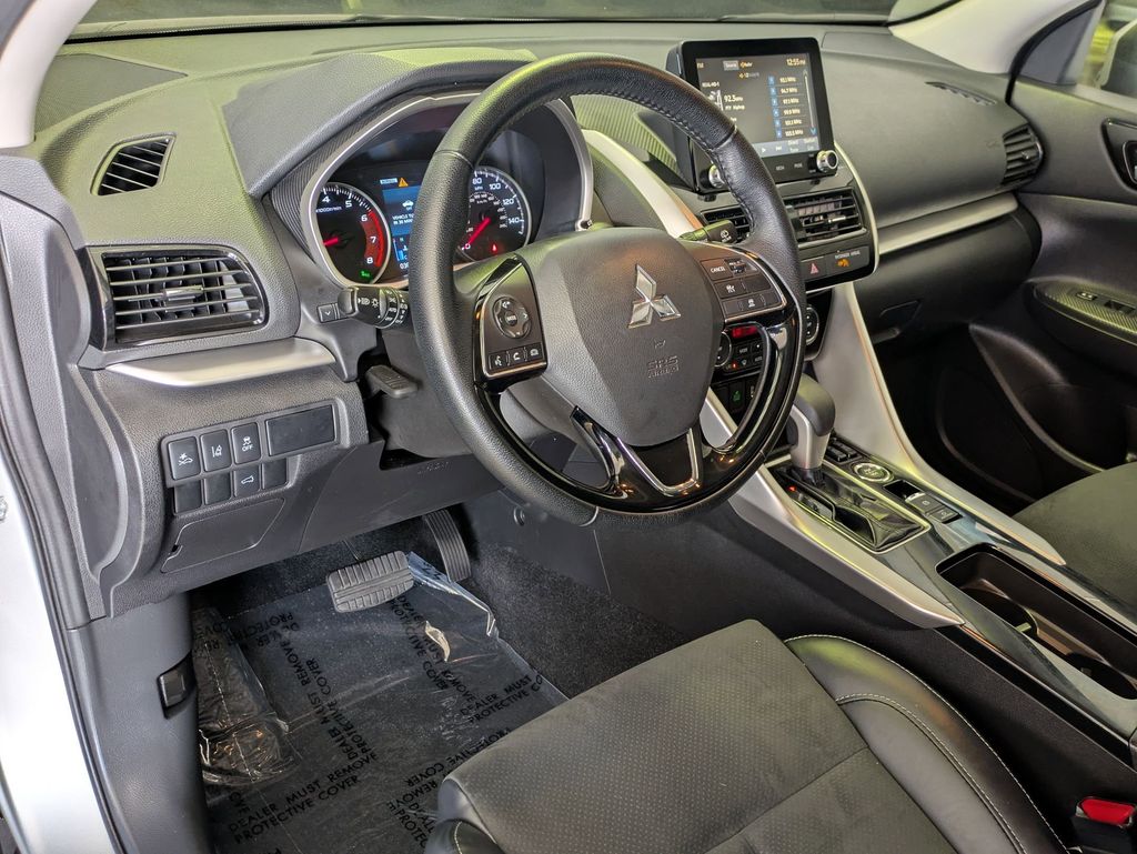 Thumbnail: 2025 Mitsubishi Eclipse Cross - 14