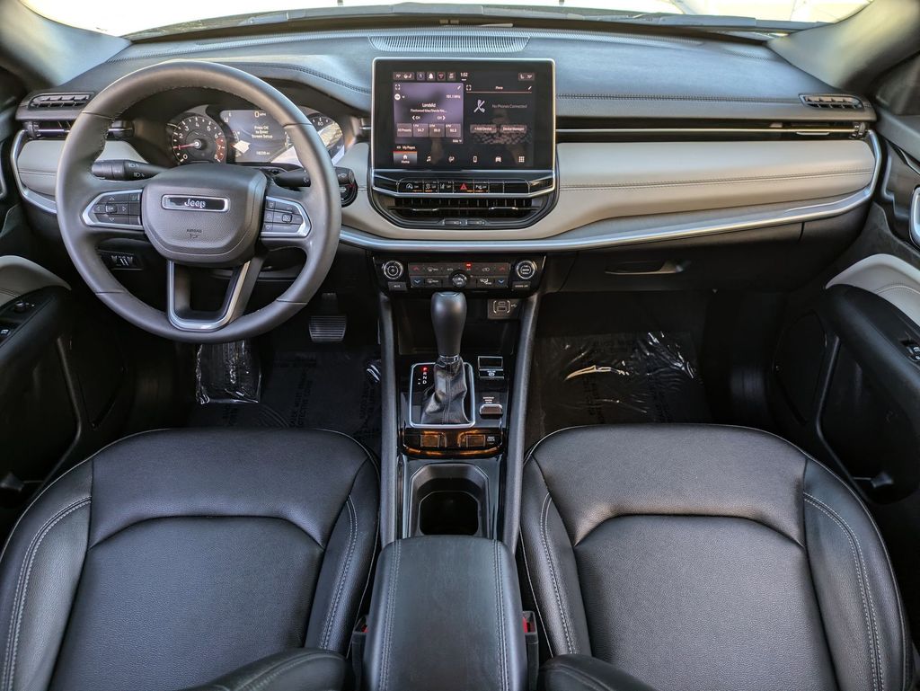 Thumbnail: 2025 Jeep Compass - 25