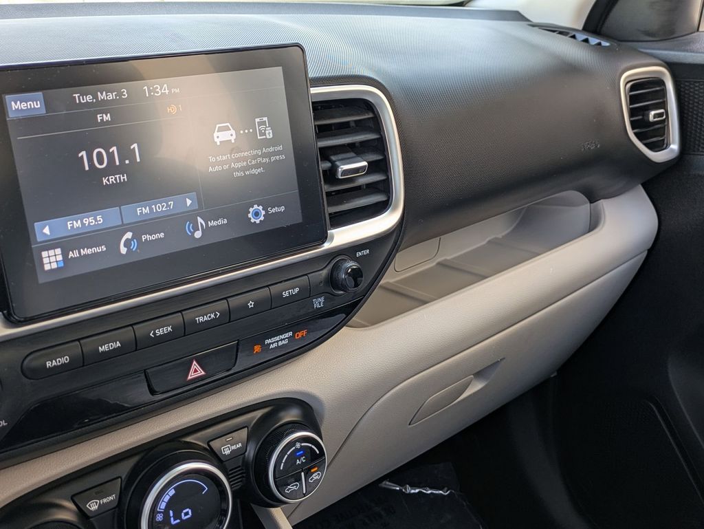 Thumbnail: 2025 Hyundai Venue - 15