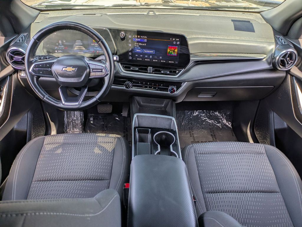 Thumbnail: 2025 Chevrolet Equinox - 25