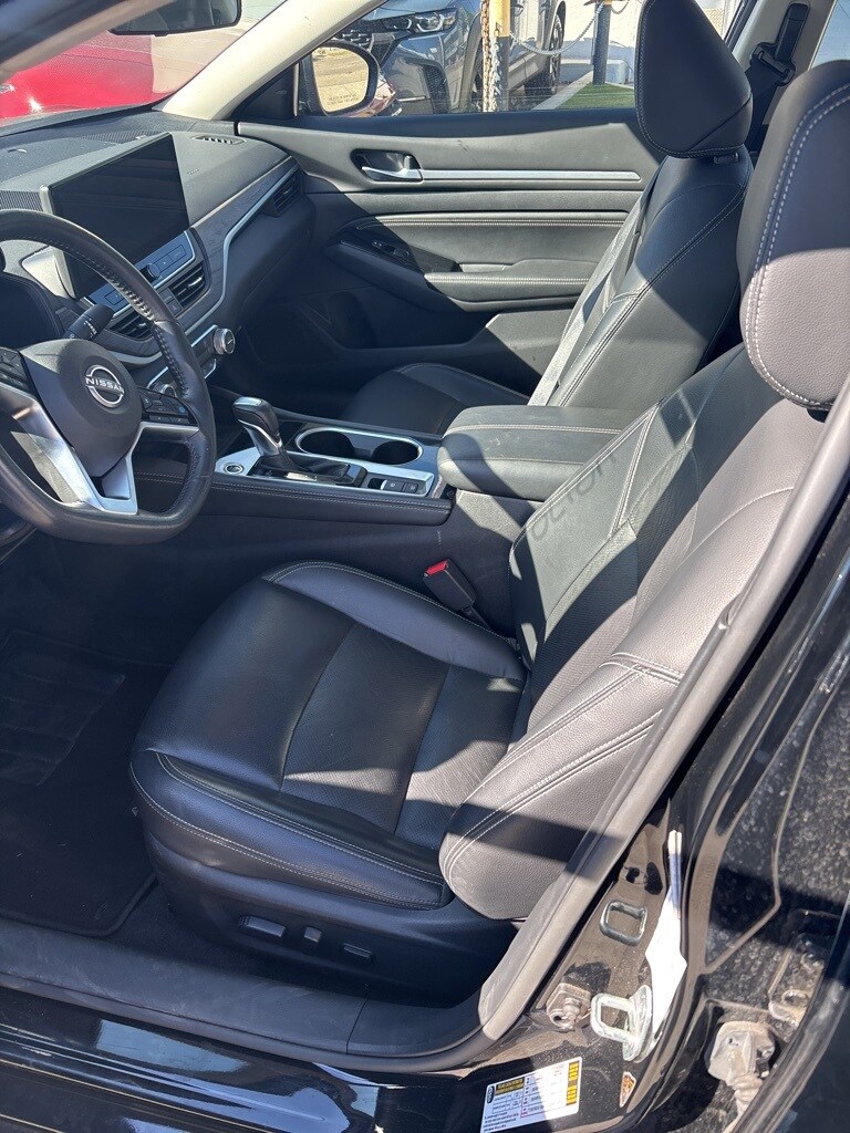 2023 Nissan Altima 2.5 SL photo 3