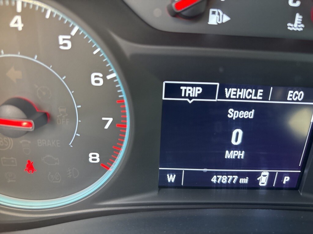 2023 Chevrolet Malibu 1LT photo 2