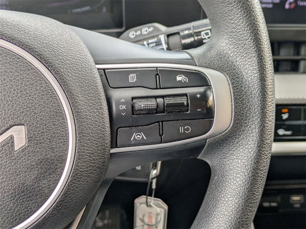 Thumbnail: 2023 Kia Sportage - 21