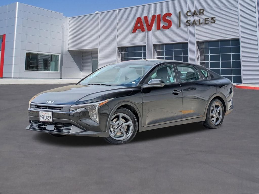Thumbnail: 2025 Kia K4 - 1