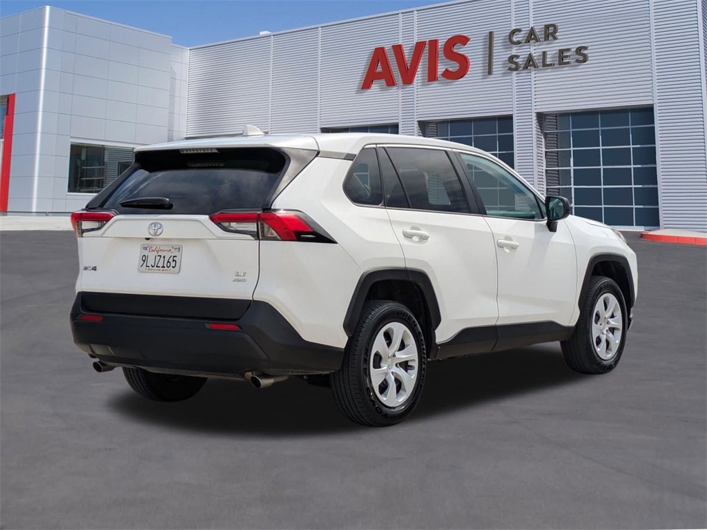 Thumbnail: 2024 Toyota RAV4 - 6