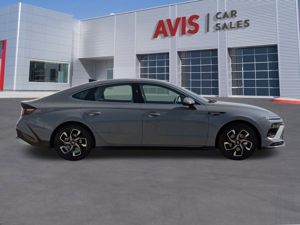 Thumbnail: 2025 Hyundai Sonata - 5