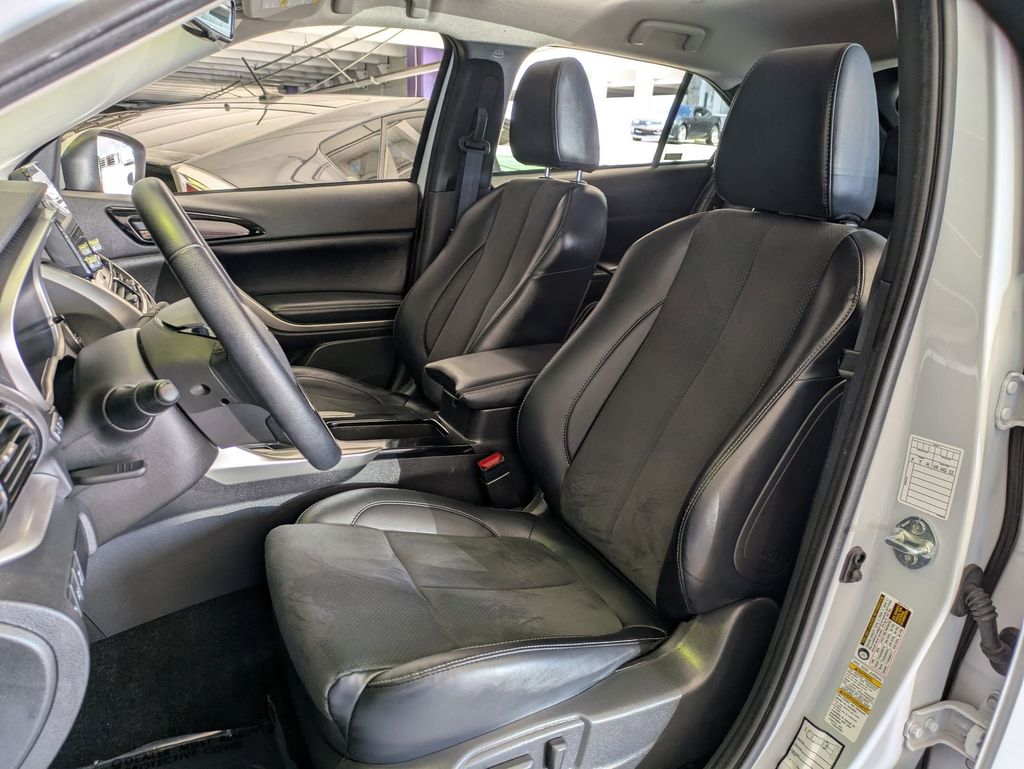 Thumbnail: 2025 Mitsubishi Eclipse Cross - 23