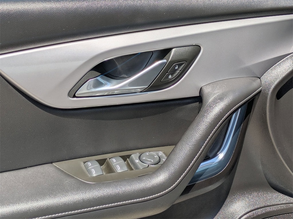 Thumbnail: 2023 Chevrolet Blazer - 13