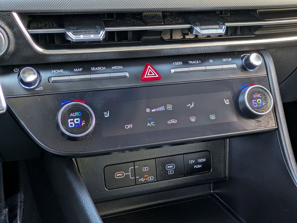 Thumbnail: 2025 Hyundai Sonata - 17