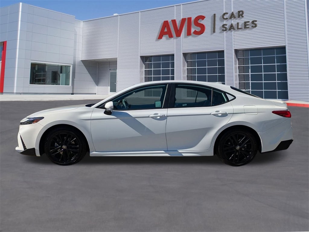 Thumbnail: 2025 Toyota Camry - 10