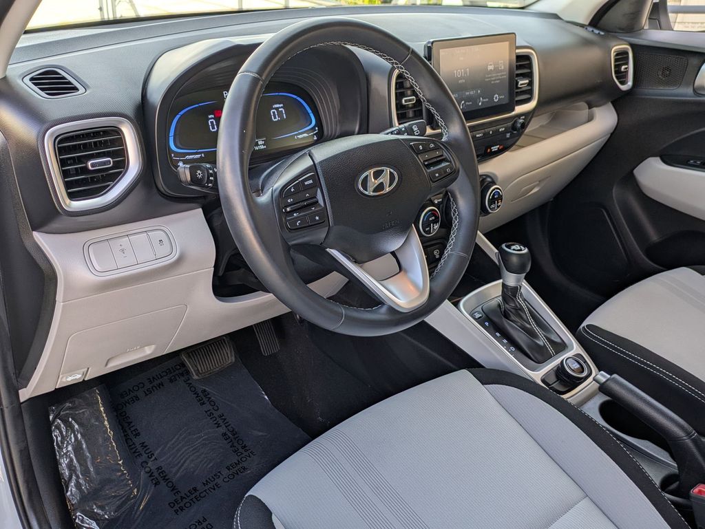 Thumbnail: 2025 Hyundai Venue - 14