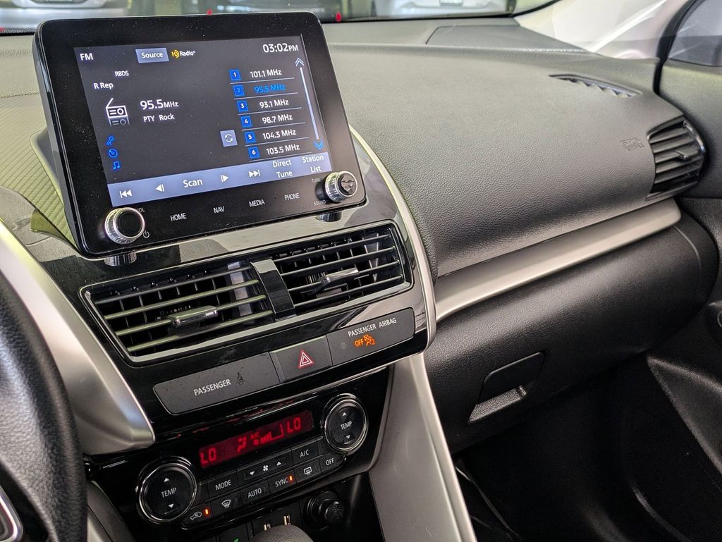 Thumbnail: 2025 Mitsubishi Eclipse Cross - 15