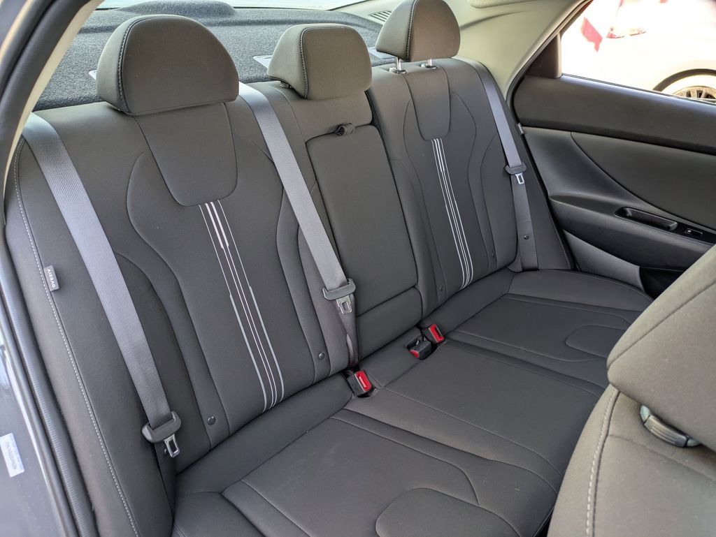 Thumbnail: 2025 Hyundai Elantra - 27