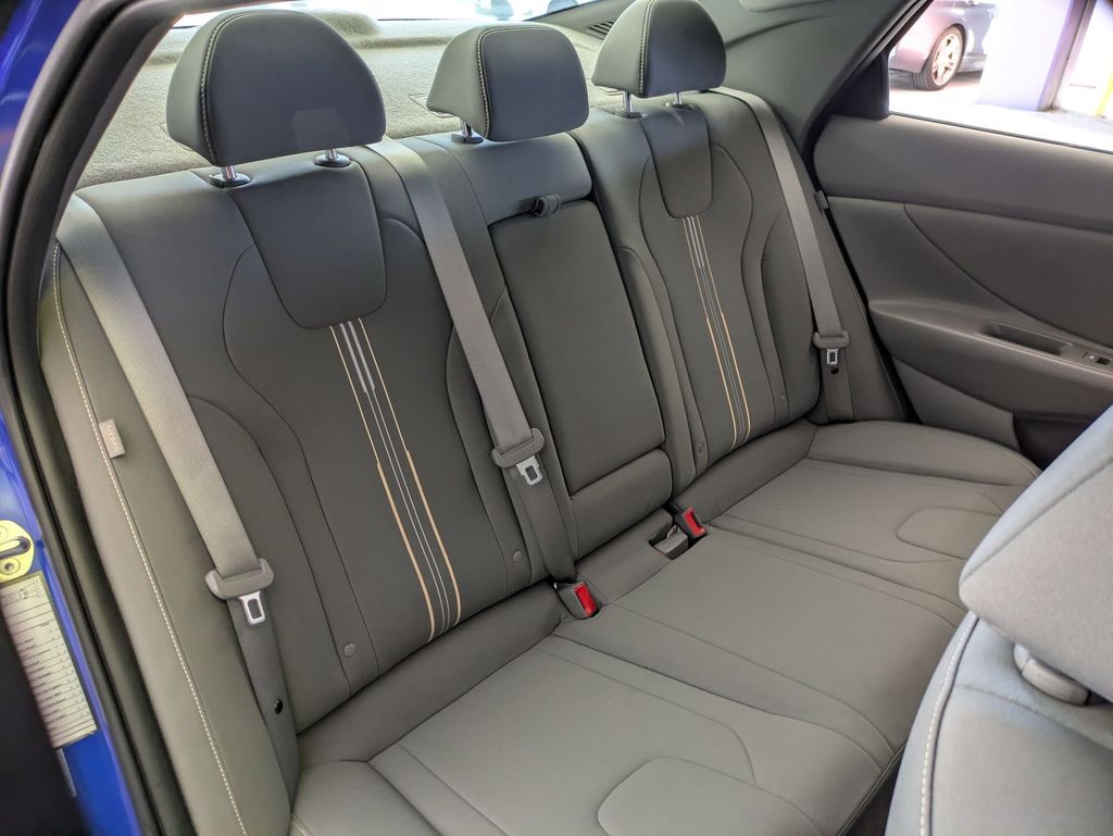 Thumbnail: 2025 Hyundai Elantra - 27