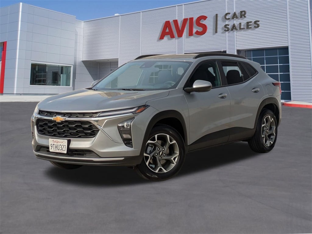 2025 Chevrolet Trax LT