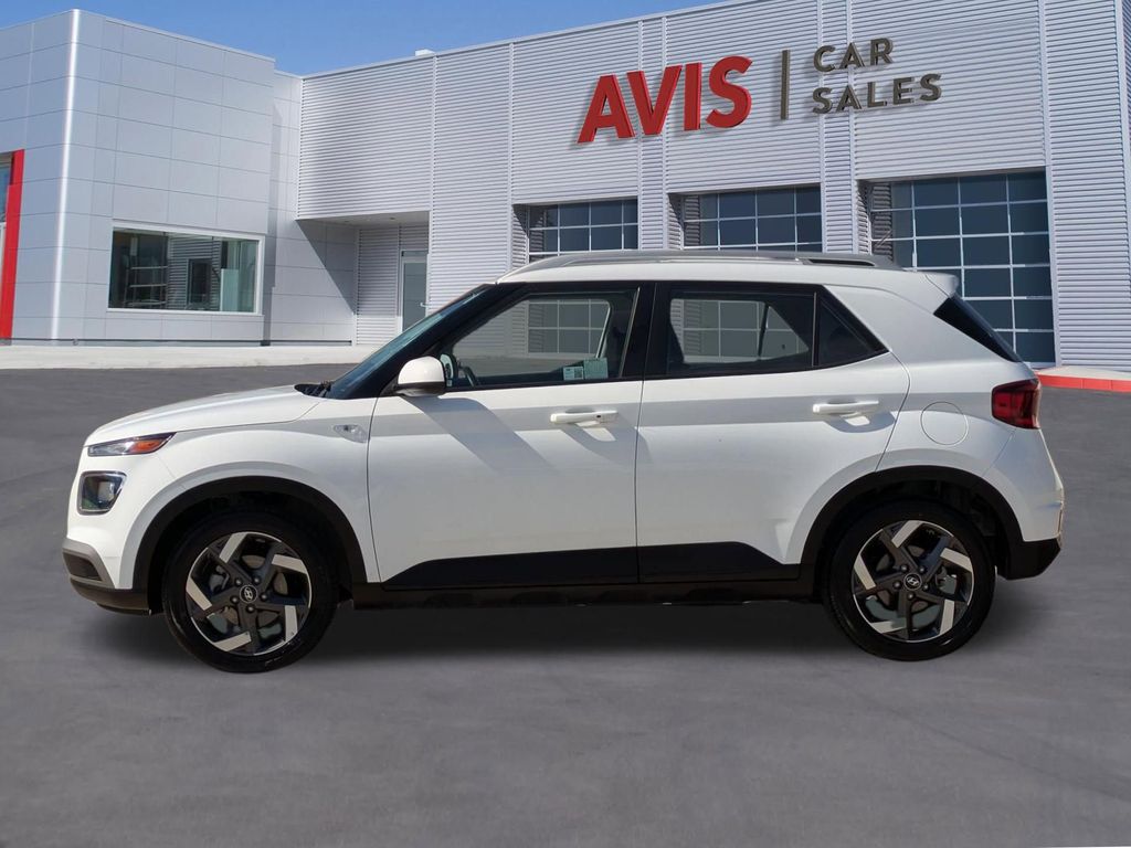 Thumbnail: 2025 Hyundai Venue - 10