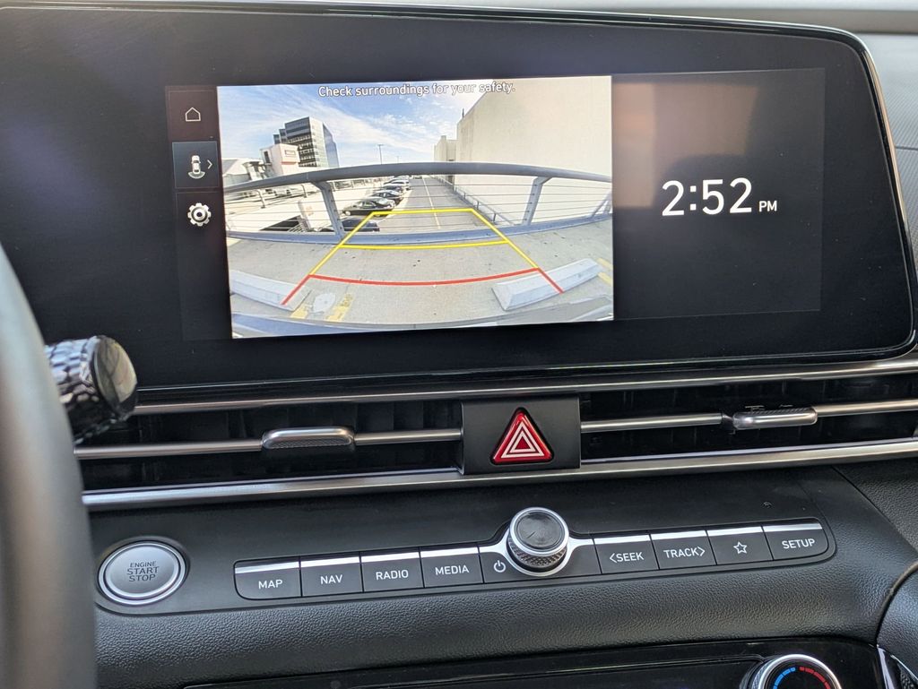 Thumbnail: 2025 Hyundai Elantra - 16