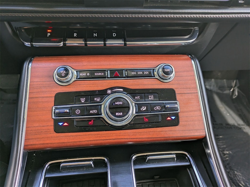 Thumbnail: 2024 Lincoln Aviator - 24