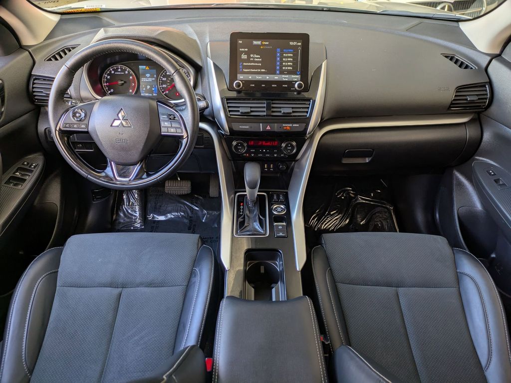 Thumbnail: 2025 Mitsubishi Eclipse Cross - 25