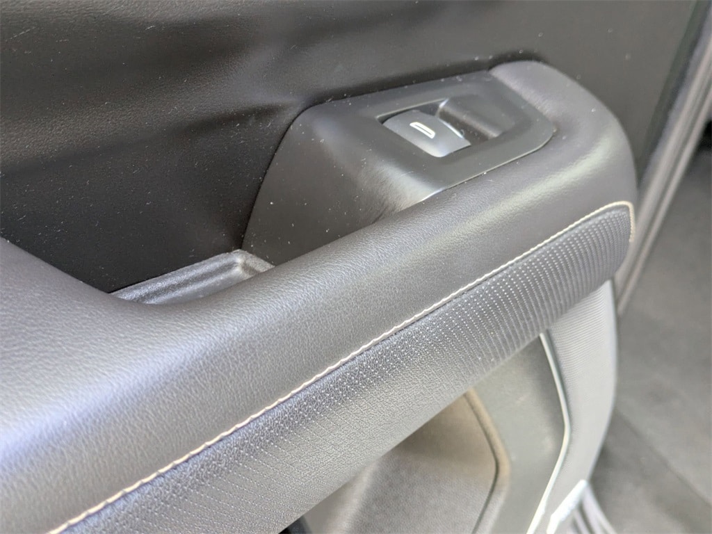 Thumbnail: 2023 Chevrolet Tahoe - 28