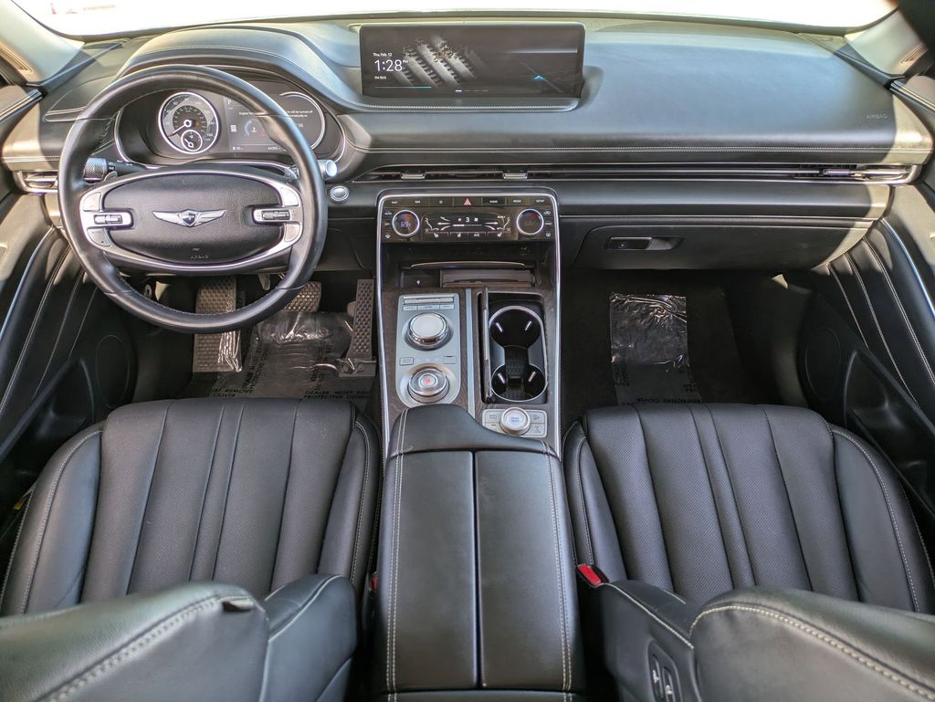 Thumbnail: 2024 Genesis GV80 - 25