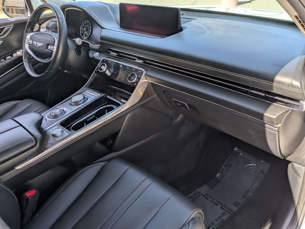 Thumbnail: 2024 Genesis GV80 - 29