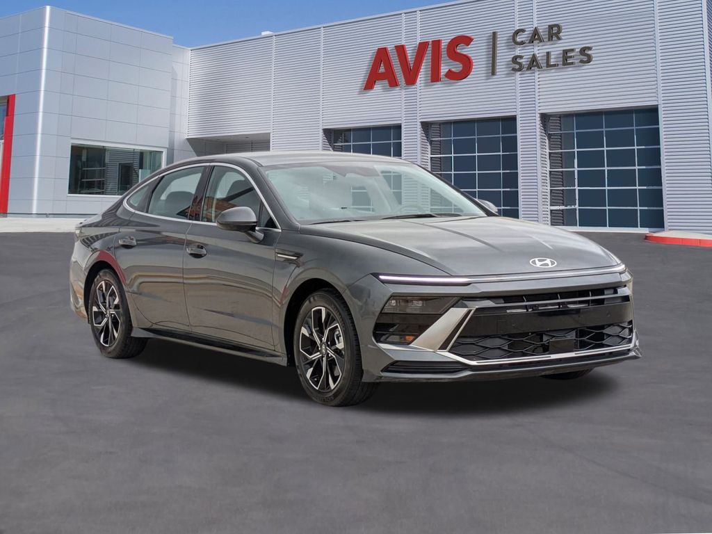 Thumbnail: 2025 Hyundai Sonata - 3