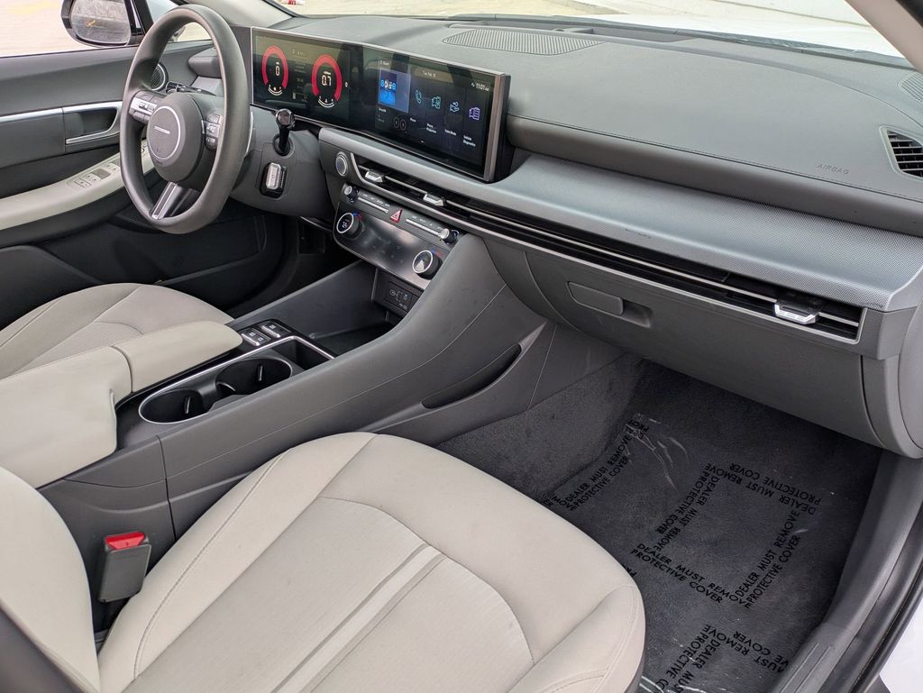 Thumbnail: 2025 Hyundai Sonata - 28