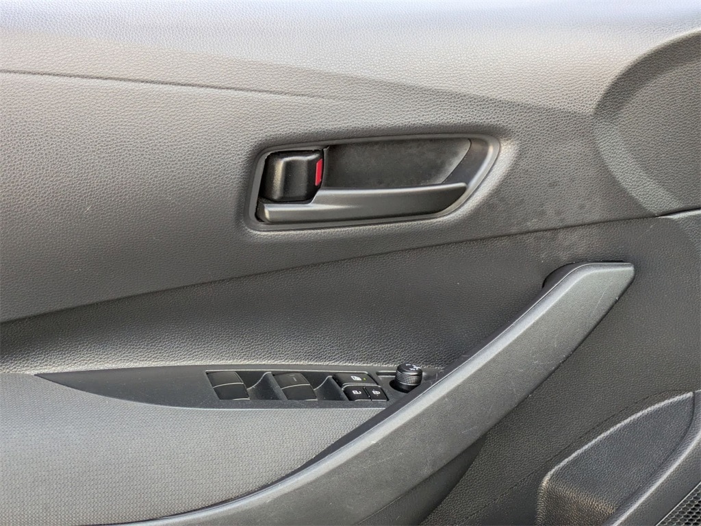 Thumbnail: 2025 Toyota Corolla - 13