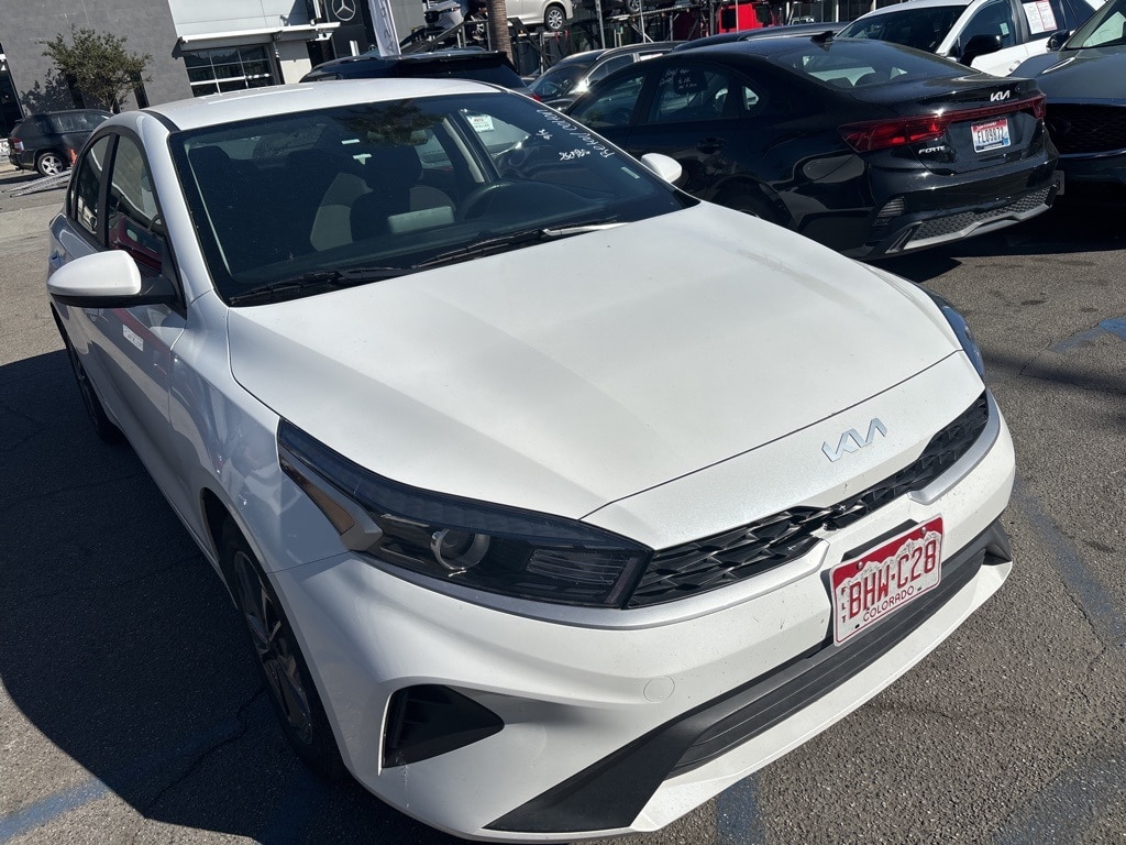 Thumbnail: 2023 Kia Forte - 2
