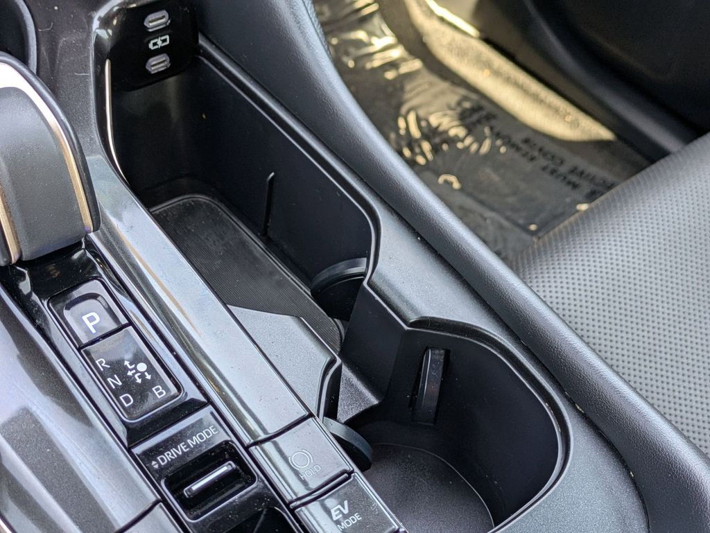 Thumbnail: 2024 Toyota Crown - 19