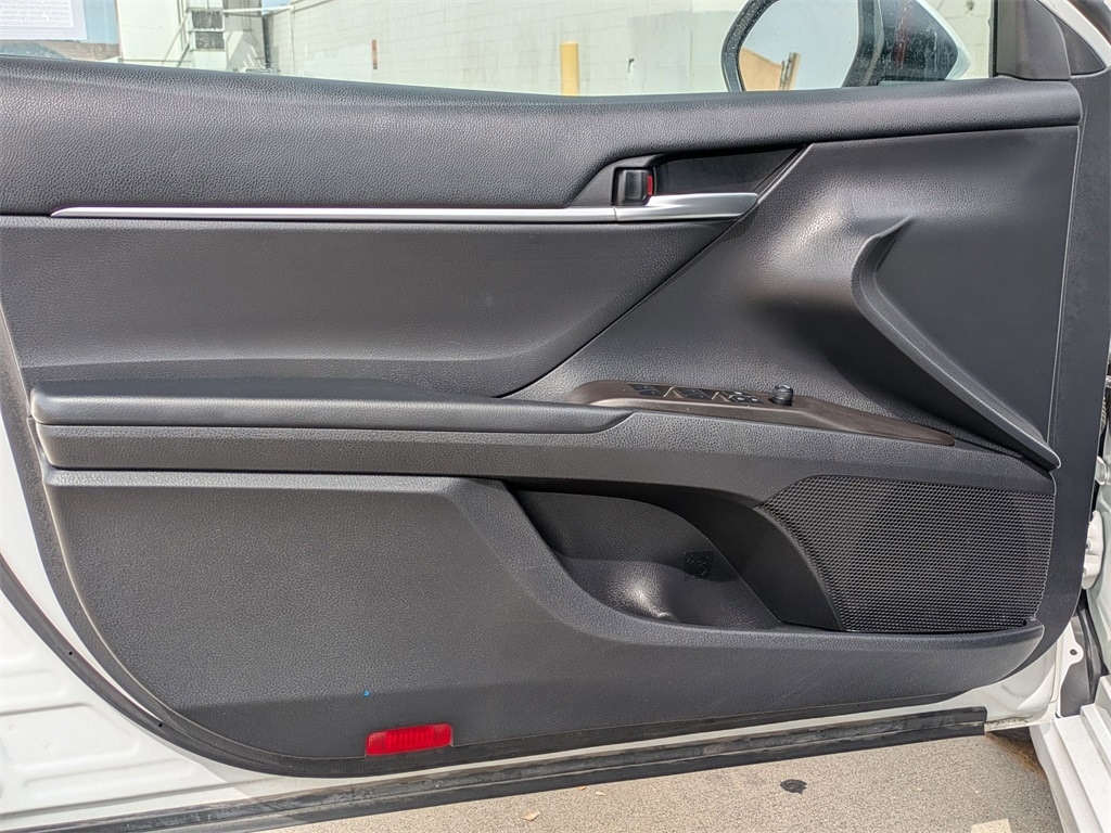 Thumbnail: 2023 Toyota Camry - 11