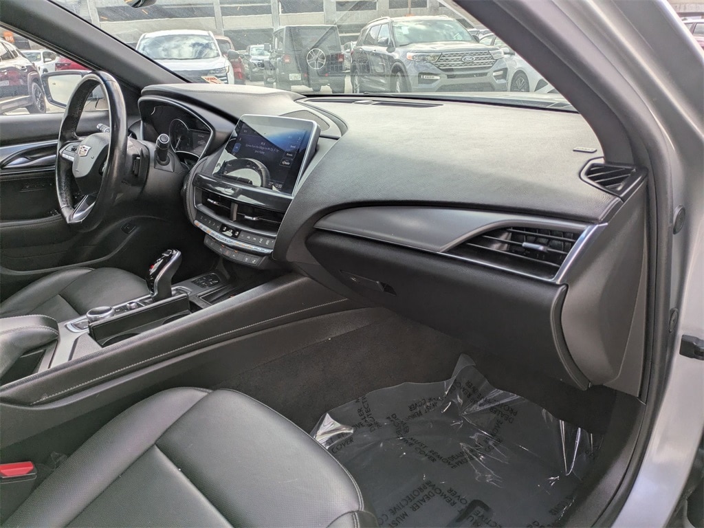 Thumbnail: 2023 Cadillac CT5 - 33