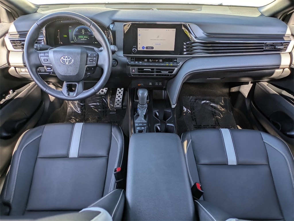 Thumbnail: 2025 Toyota Camry - 25